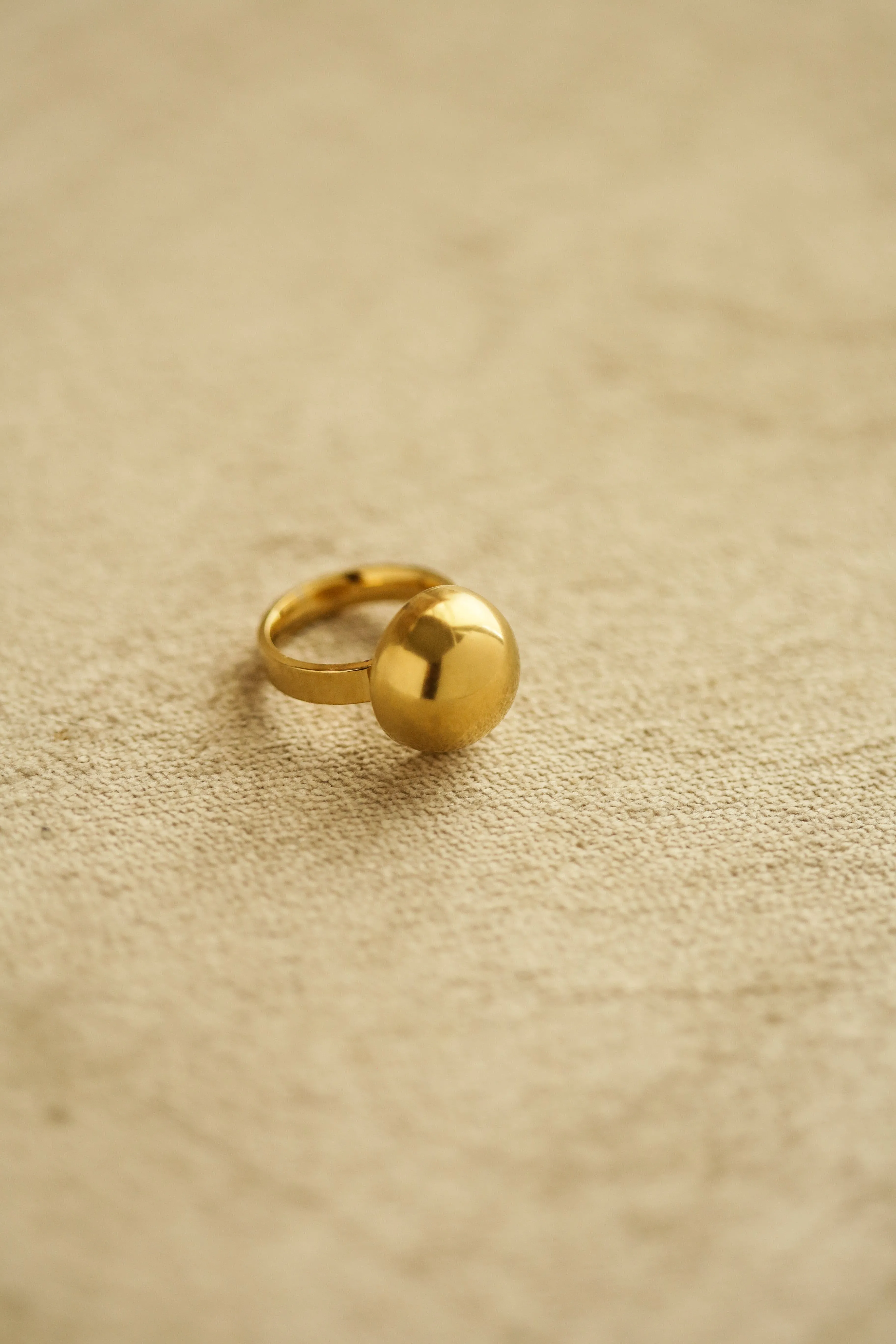 Amata Ring