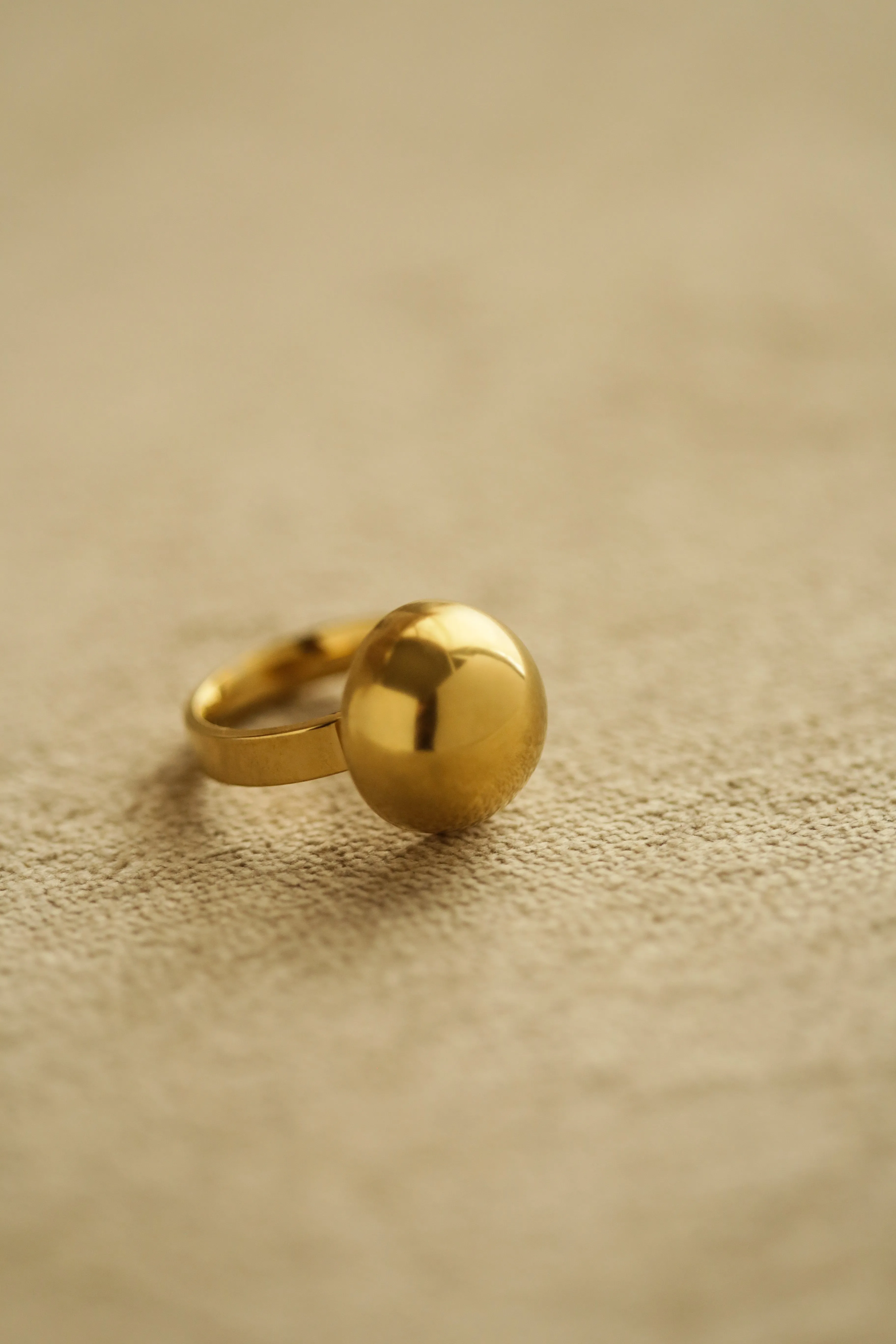 Amata Ring