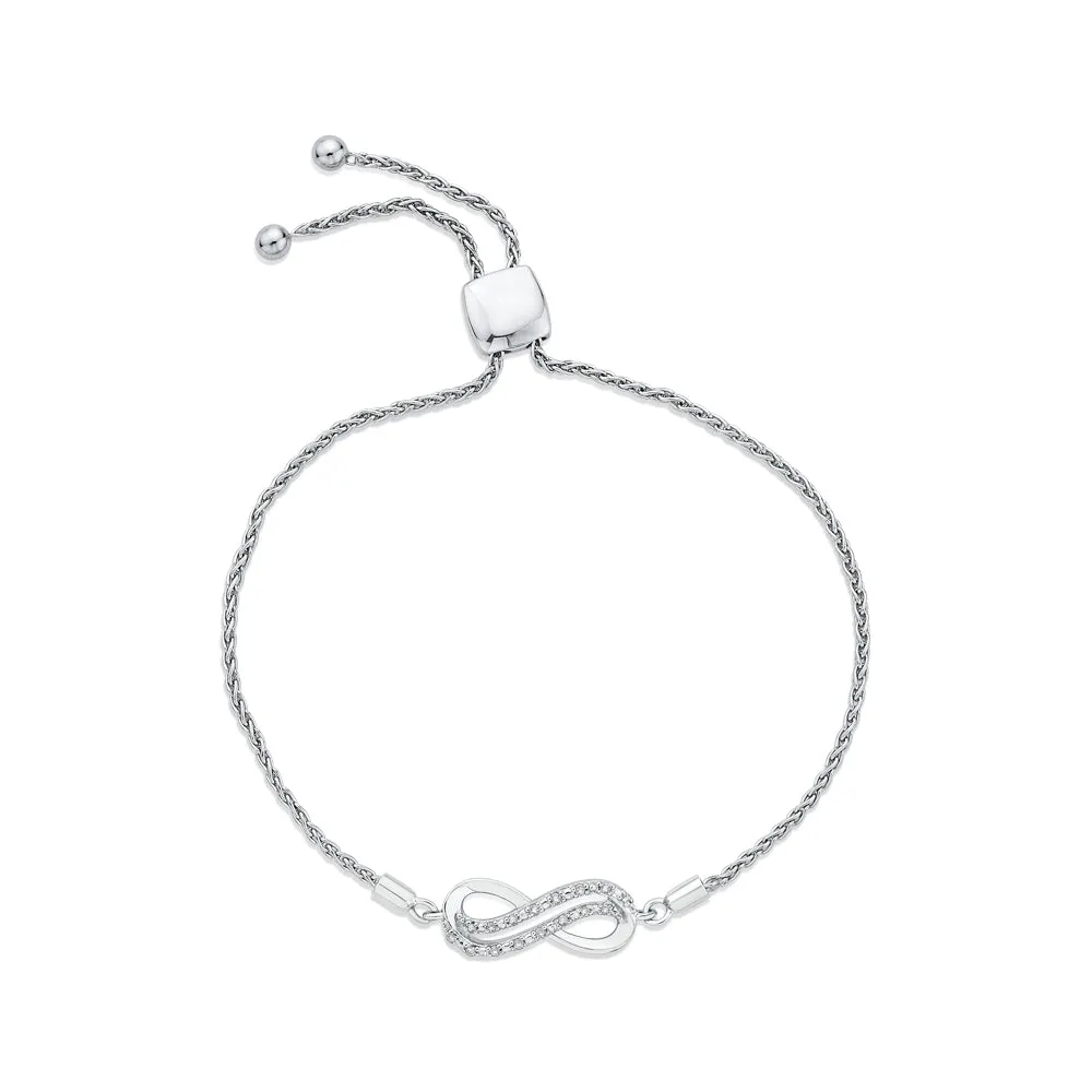 KATARINA Diamond Cross Bracelet (1/20 cttw)