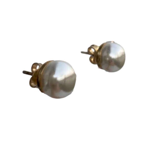 Pearl Studs with Optional Earcuff Chain