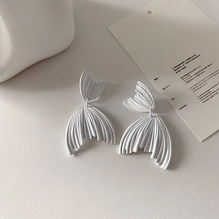 TEEK - Tail Earrings