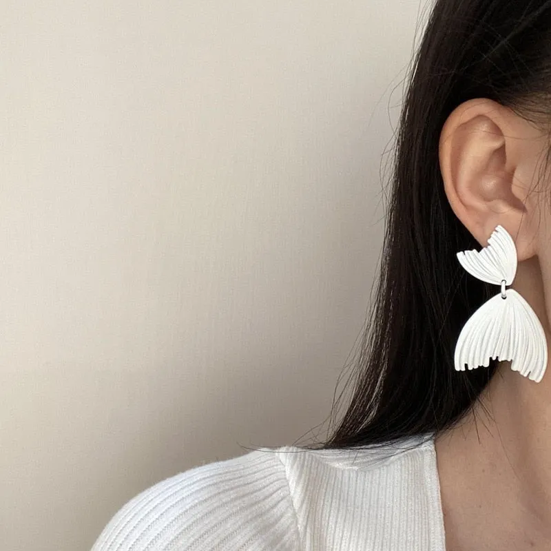 TEEK - Tail Earrings