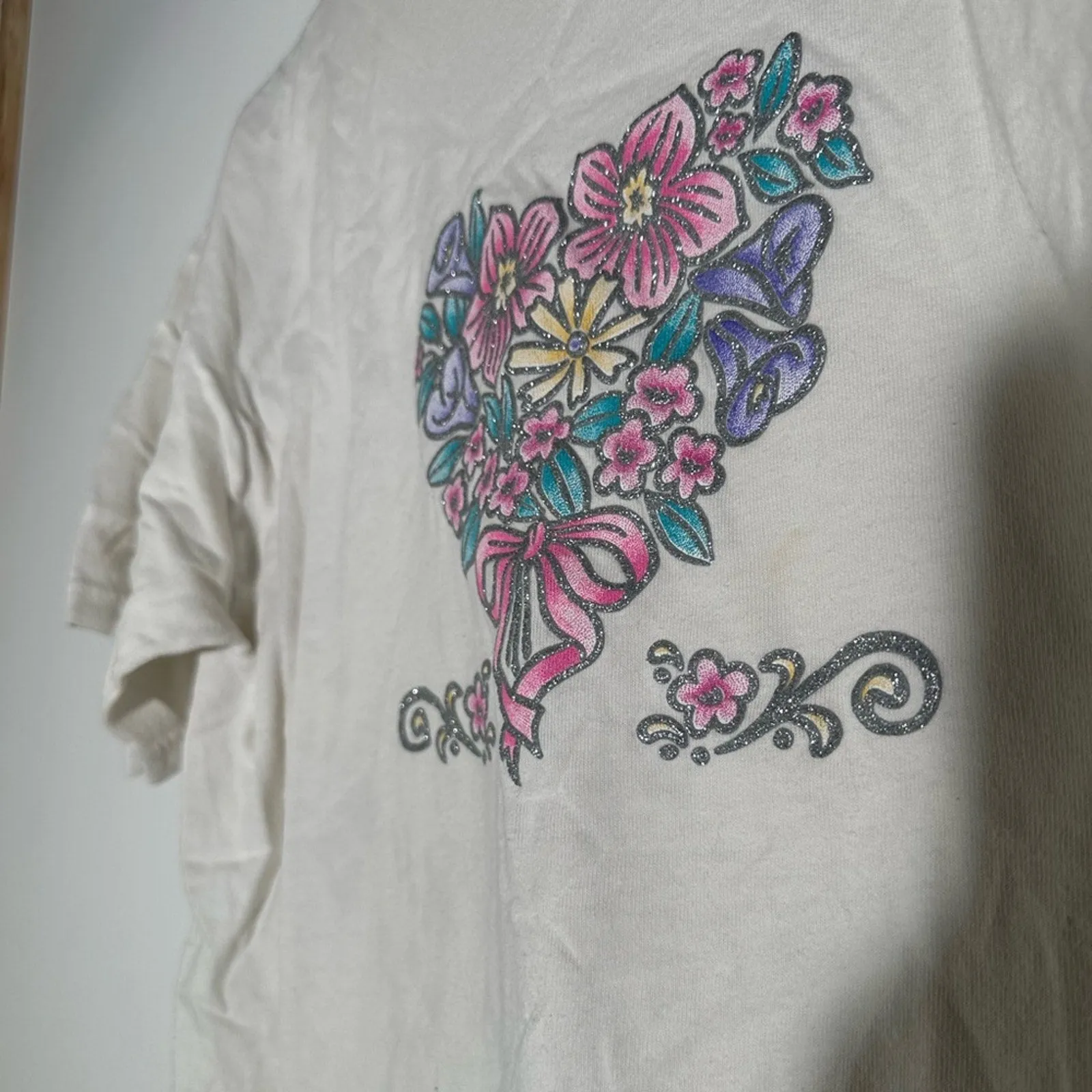 Vintage Floral Heart Graphic Cream Tee